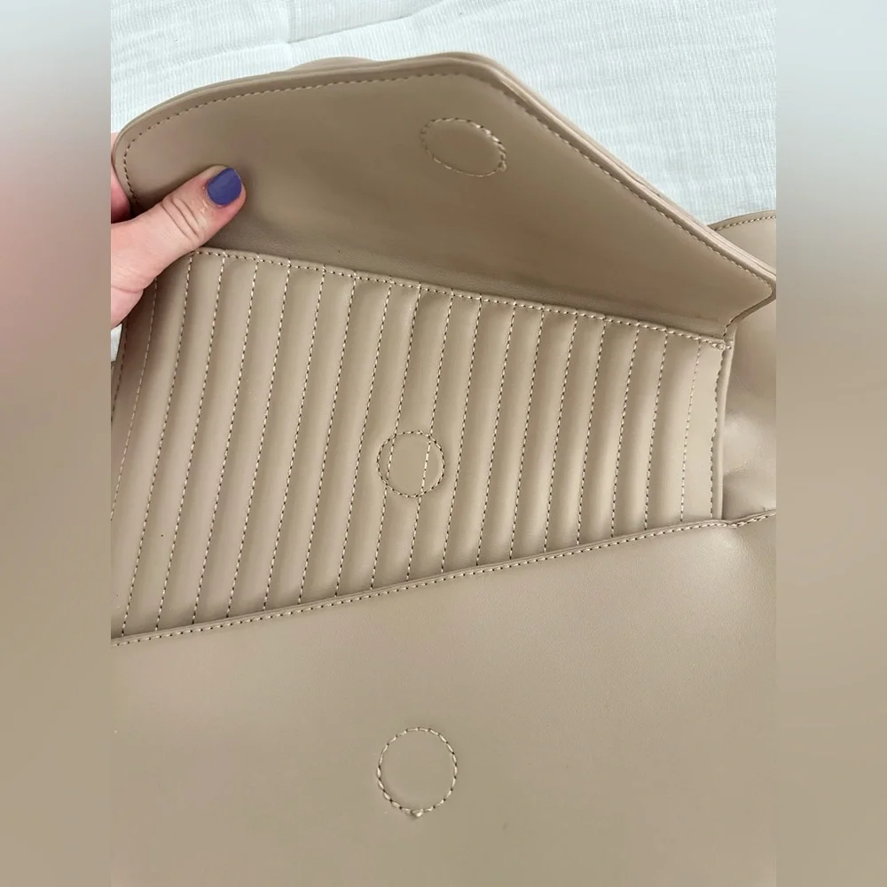 Jujube 24-7 Tote & Clutch